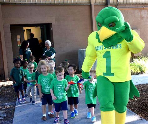 The Role of Mascots in Creating a Memorable Game Day Experience